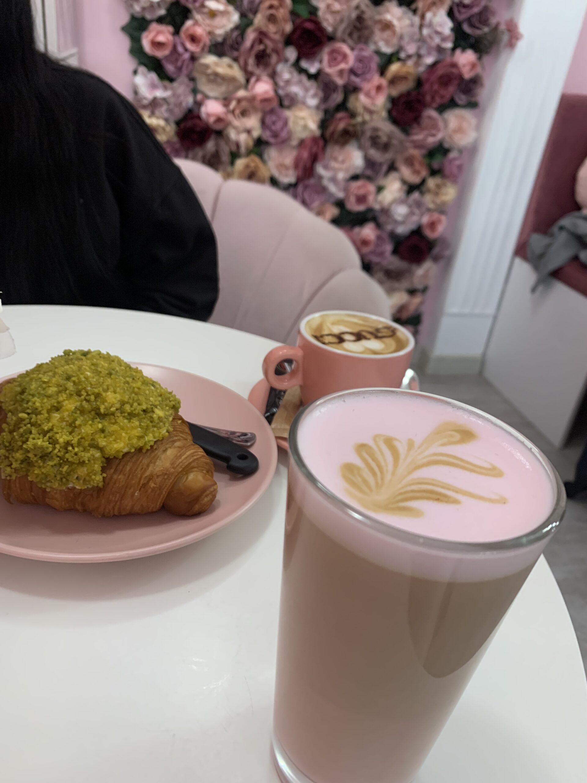 Top 7 cafenele și brunch spots din Brașov